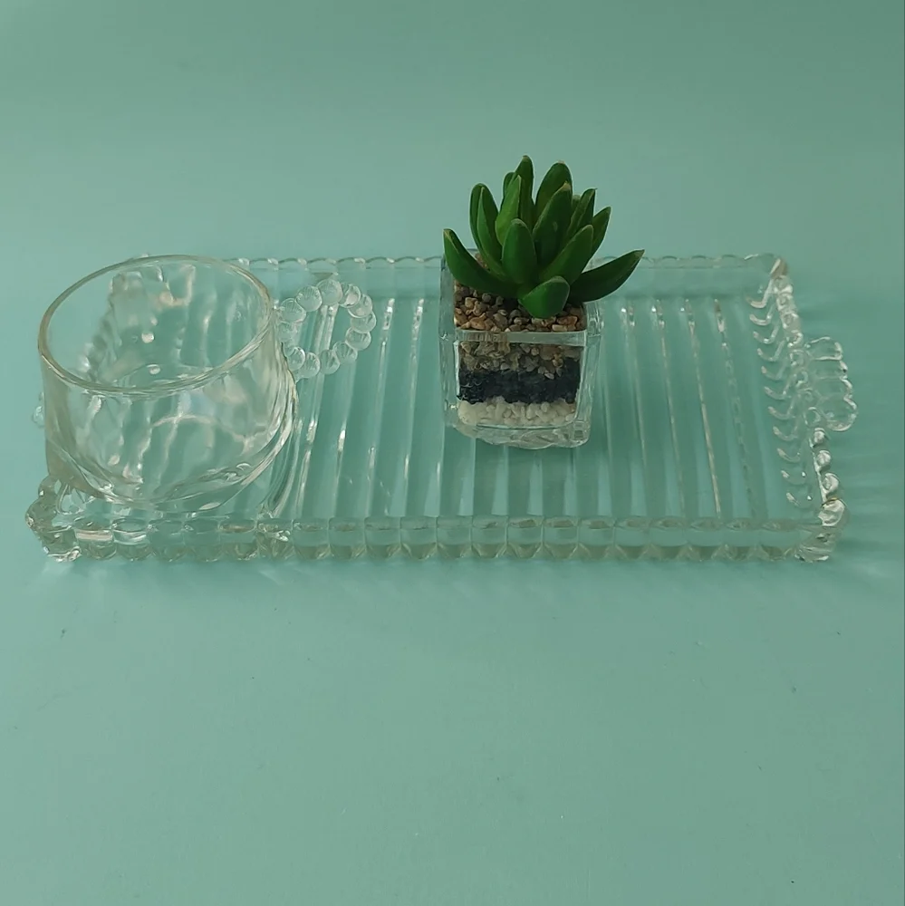 Set 2 Pieces Vintage 1950's Hazel Atlas Sip And Smoke Snack Tray Glass